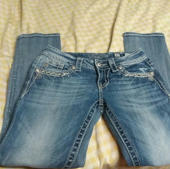 Jean capris - Picture 2 of 2